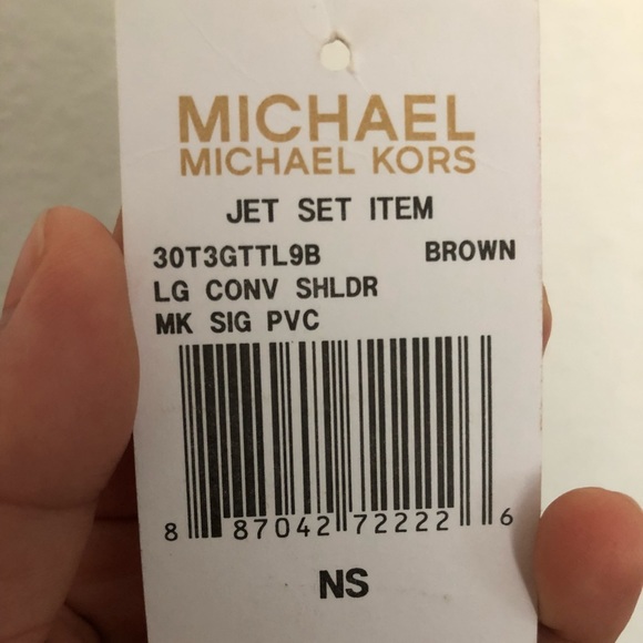 Michael Kors - Picture 3 of 4